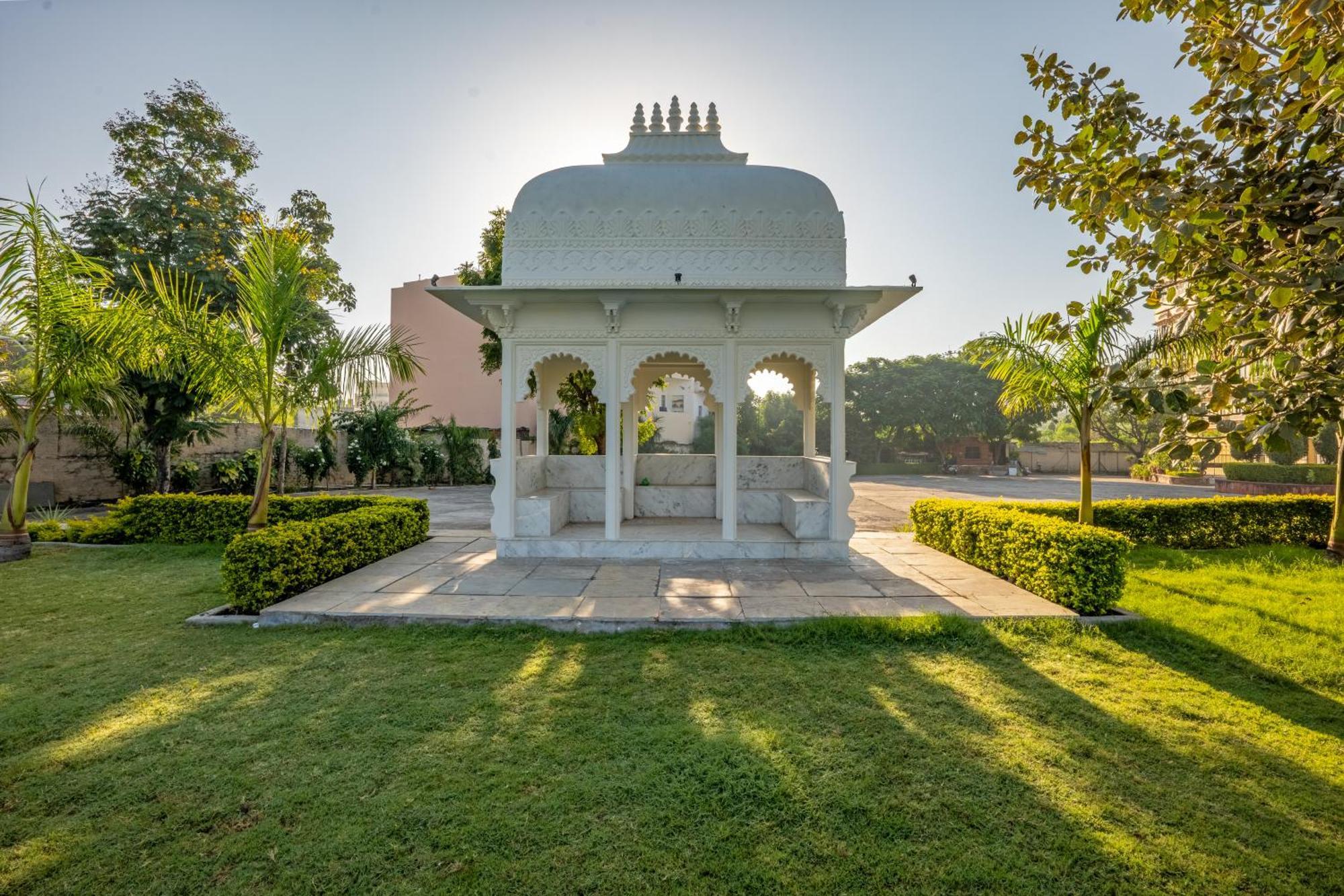 Sterling Balicha Udaipur Hotel Екстериор снимка