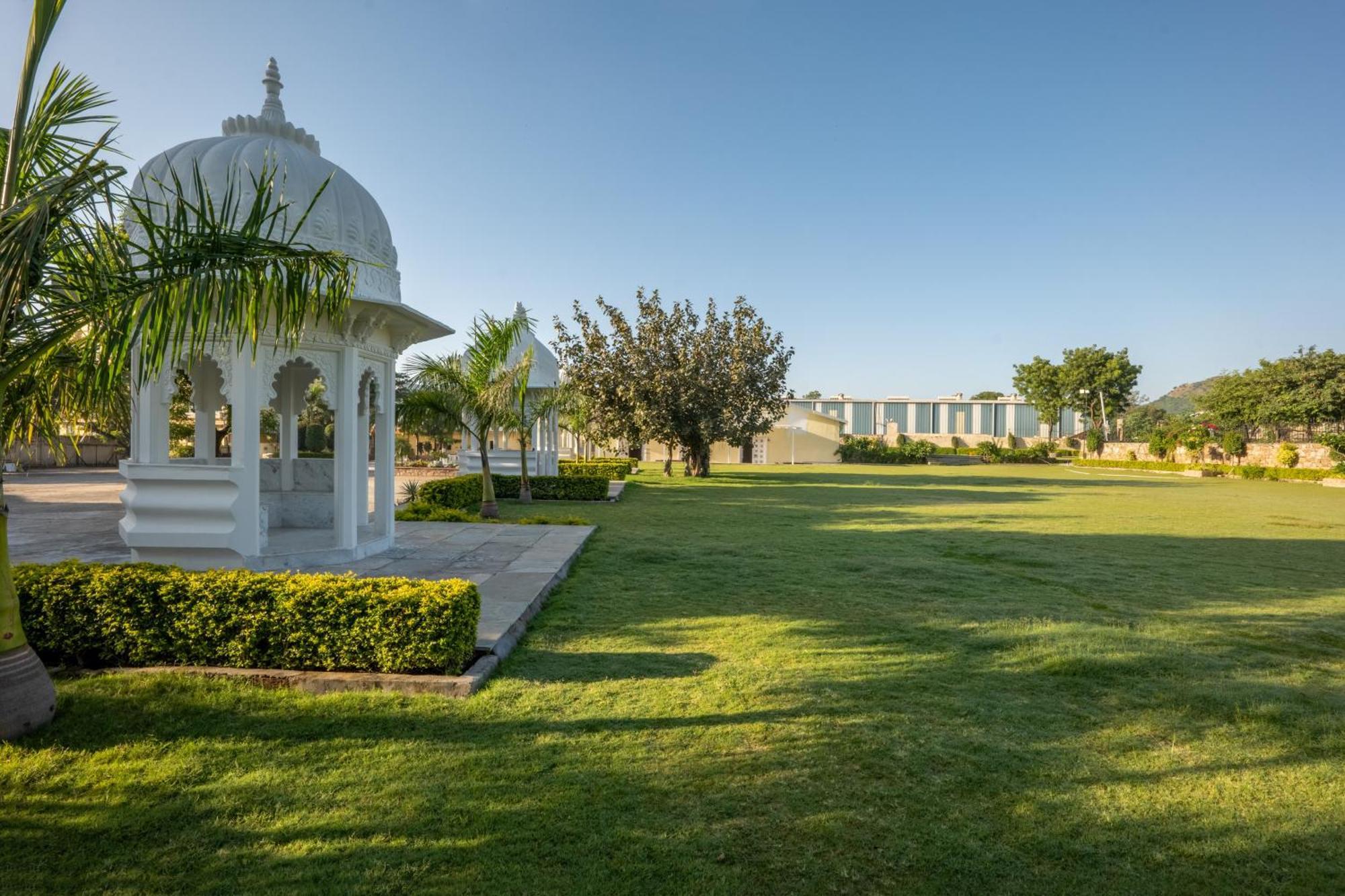 Sterling Balicha Udaipur Hotel Екстериор снимка